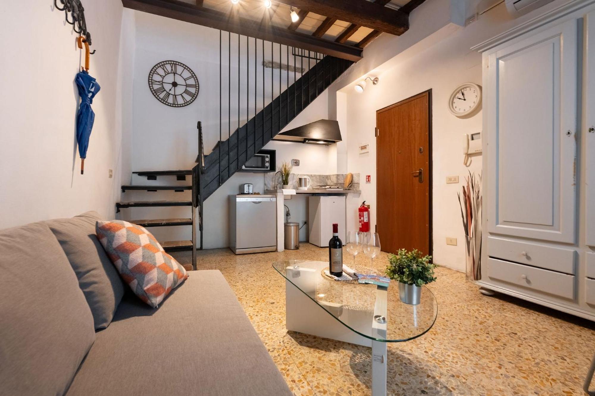 F1 - Santa Croce One Bedroom Apartment For Couples Florence Buitenkant foto
